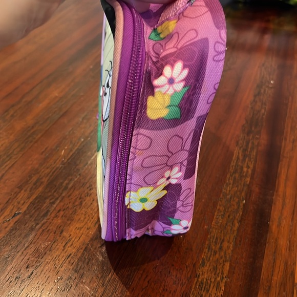 Max and Ruby insulated lunch box - Picture 3 of 5